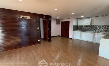 Condo en venta de 2 habitaciones en Thon Buri, Bangkok
