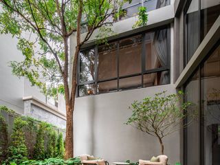 Casa en alquiler y en venta de 5 habitaciones en Suan Luang, Bangkok