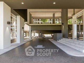 For sale 1 bed condo in Si Racha, Chonburi