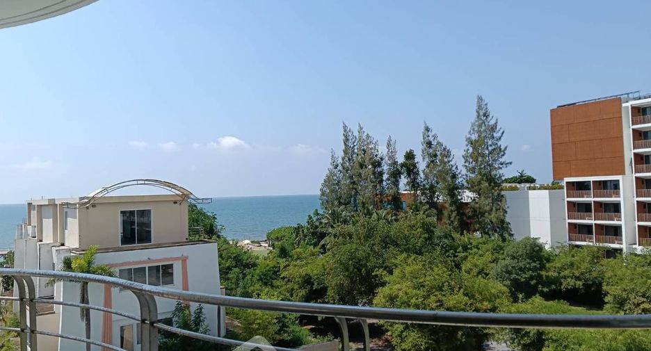 Condo en venta de 3 habitaciones en Sattahip, Chonburi