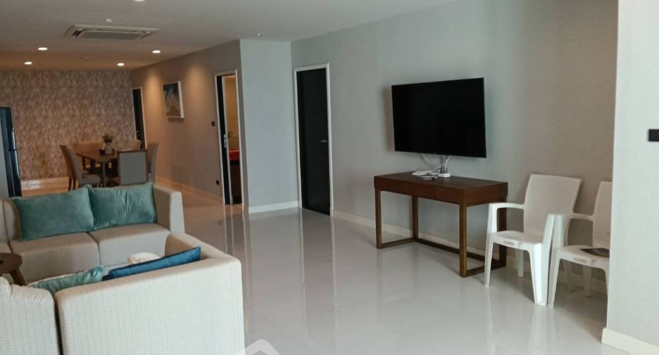 Condo en venta de 3 habitaciones en Sattahip, Chonburi