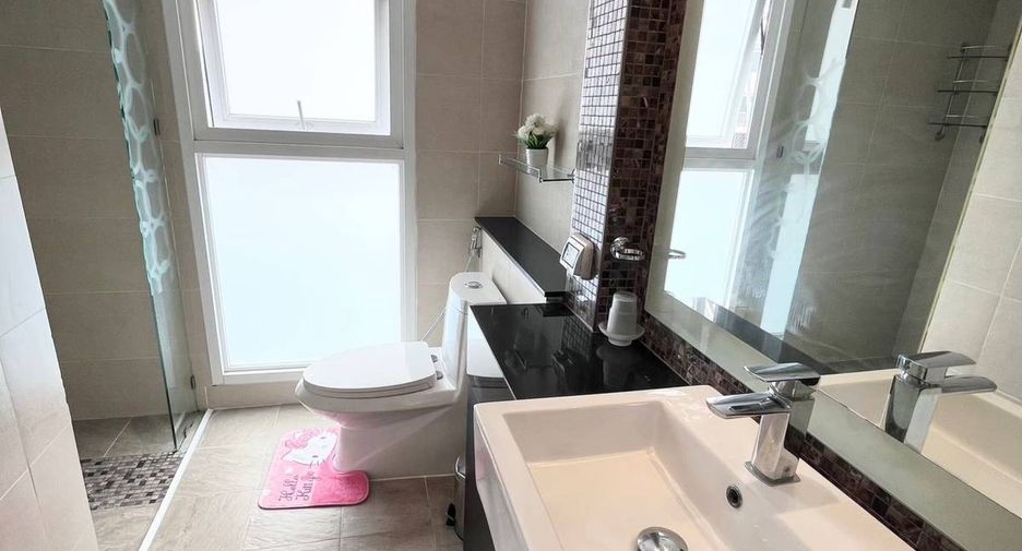 À vendre 2 chambres condo à Bang Lamung, Chonburi