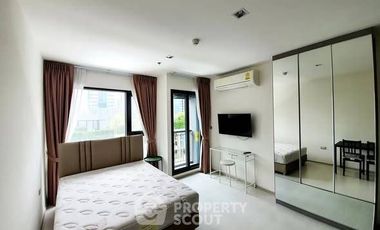 For sale 1 bed condo in Khlong Toei, Bangkok