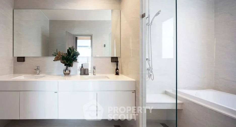 For sale 4 bedrooms house in Prawet, Bangkok