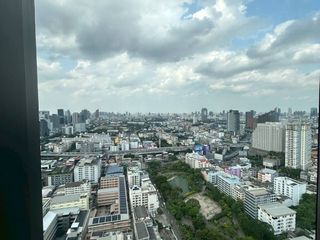 For sale 2 bedrooms condo in Ratchathewi, Bangkok
