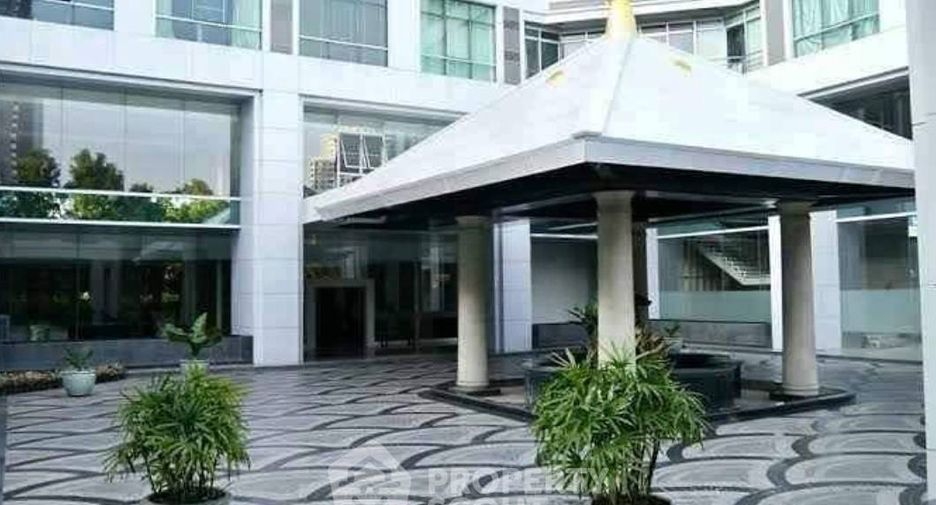 For sale 2 bedrooms condo in Sathon, Bangkok
