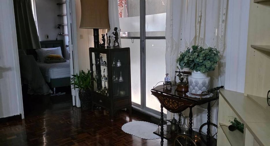 À vendre 4 chambres condo à Watthana, Bangkok