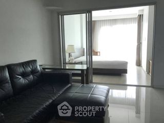 À vendre 1 chambre condo à Huai Khwang, Bangkok