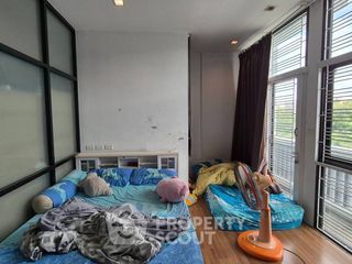 For sale 3 bedrooms townhouse in Chatuchak, Bangkok