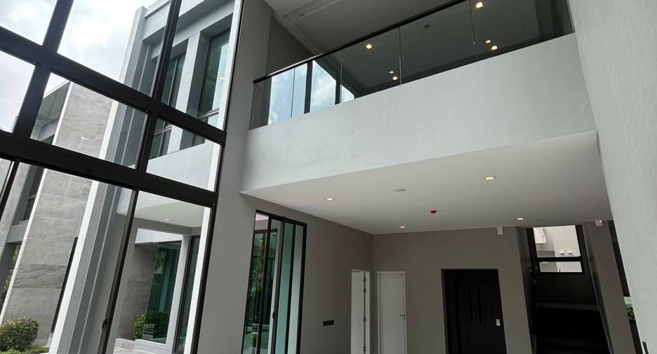 Casa en venta de 5 habitaciones en Saphan Sung, Bangkok
