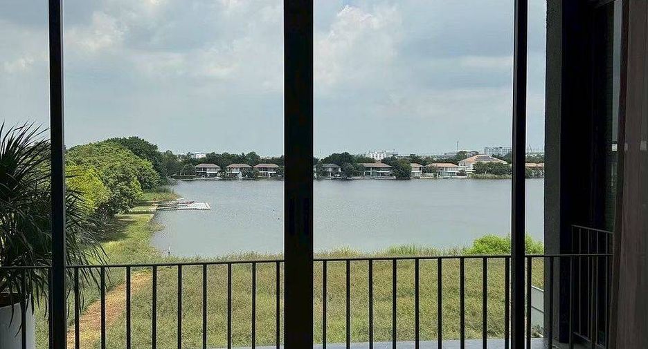 For sale 4 bedrooms villa in Don Mueang, Bangkok