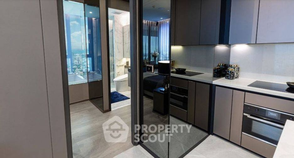 For sale 2 bedrooms condo in Khlong Toei, Bangkok