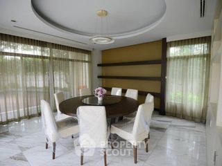 À vendre 5 chambres maison à Bang Kapi, Bangkok