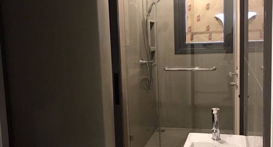 For sale 1 bed condo in Khlong Toei, Bangkok