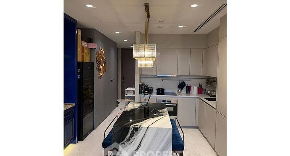 For sale 1 bed condo in Pathum Wan, Bangkok