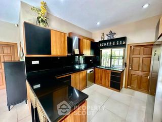 For sale 3 bedrooms villa in Bang Lamung, Chonburi