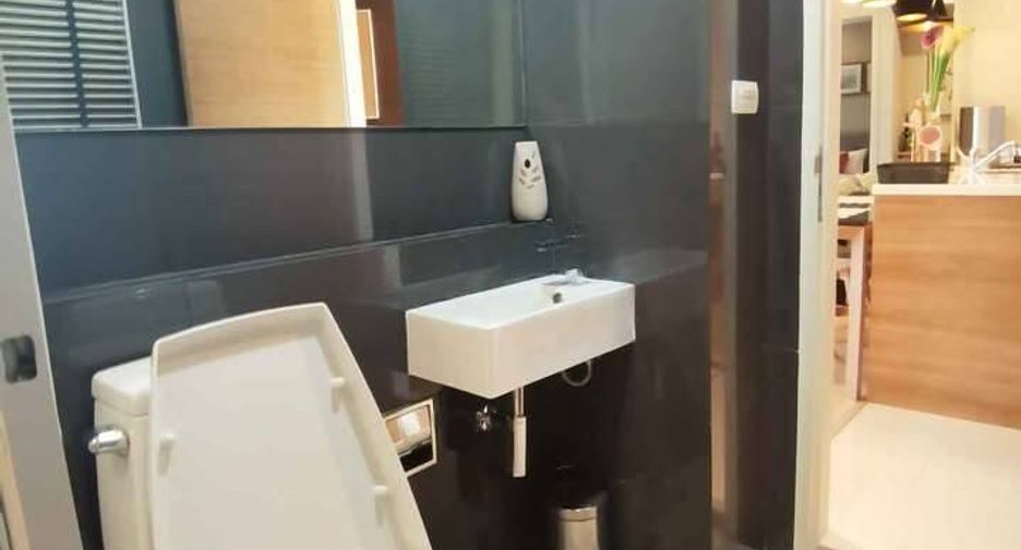 For sale 1 bed condo in Phaya Thai, Bangkok