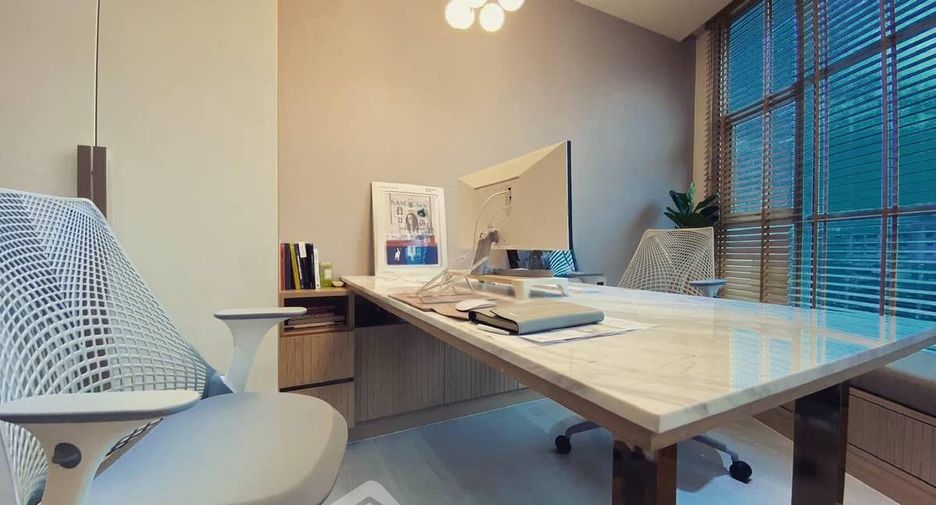For sale 1 bed condo in Huai Khwang, Bangkok