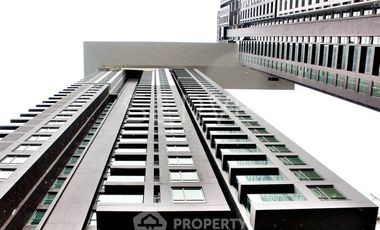 Condo en venta de 2 habitaciones en Yan Nawa, Bangkok