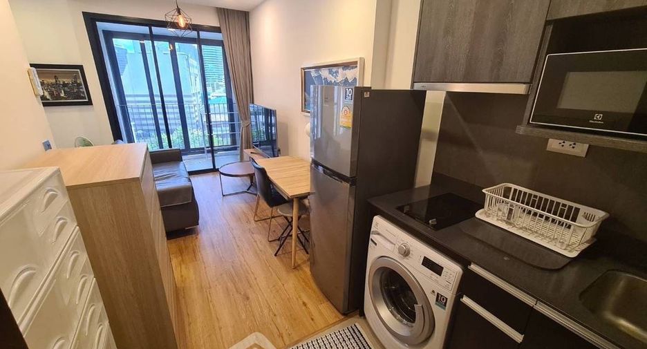 For sale 1 bed condo in Bang Rak, Bangkok