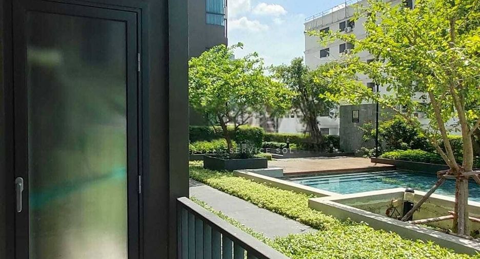 For sale 1 bed condo in Huai Khwang, Bangkok