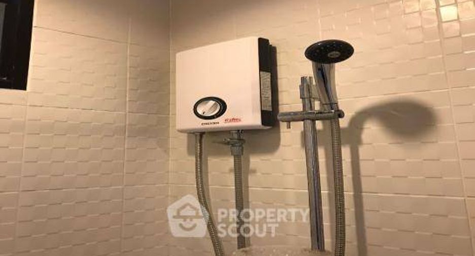 For sale 2 bedrooms condo in Bang Sue, Bangkok