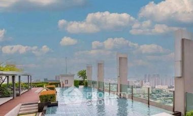 For sale 2 bedrooms condo in Huai Khwang, Bangkok