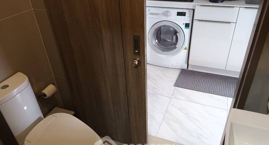 For sale 2 bedrooms condo in Watthana, Bangkok