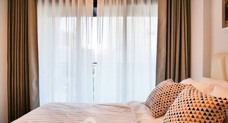 For sale 1 bed condo in Huai Khwang, Bangkok