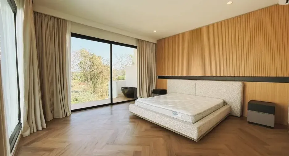 For sale 5 bedrooms house in San Sai, Chiang Mai