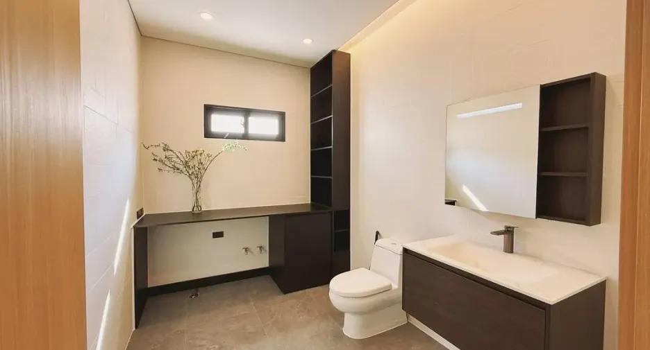 For sale 5 bedrooms house in San Sai, Chiang Mai