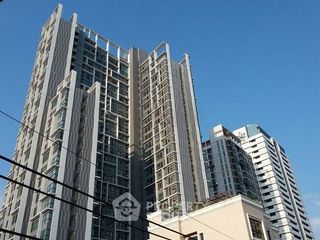 出售 1 卧室 公寓 在 Khlong San, 曼谷