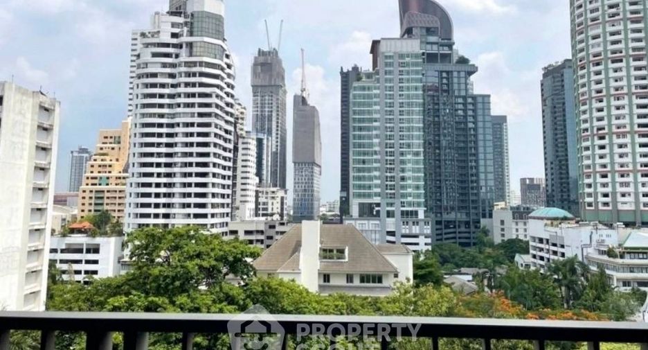 For rent and for sale 1 bed condo in Watthana, Bangkok