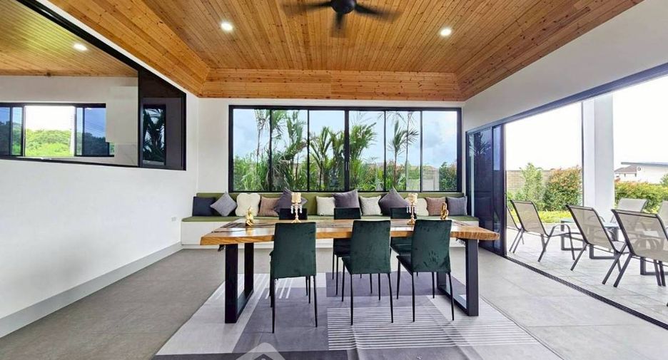 Villa zur Miete und zum Kauf mit 5 Zimmer in Bang Saray, Pattaya