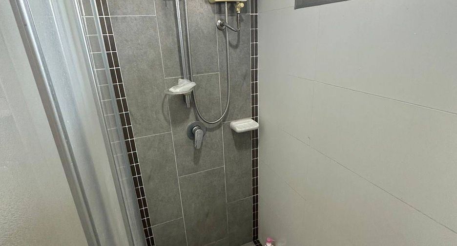For sale 1 bed condo 