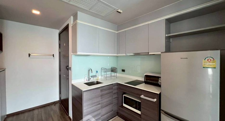 For sale 1 bed condo in Watthana, Bangkok