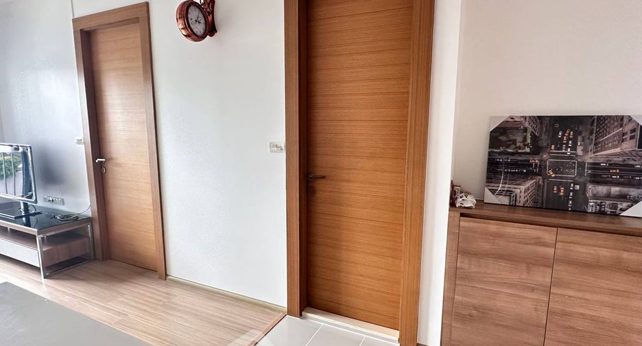 For sale 1 bed condo in Huai Khwang, Bangkok
