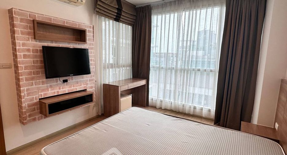 For sale 1 bed condo in Huai Khwang, Bangkok