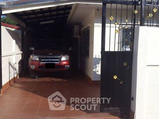 For sale 3 ベッドルーム house in Bang Lamung, Chonburi