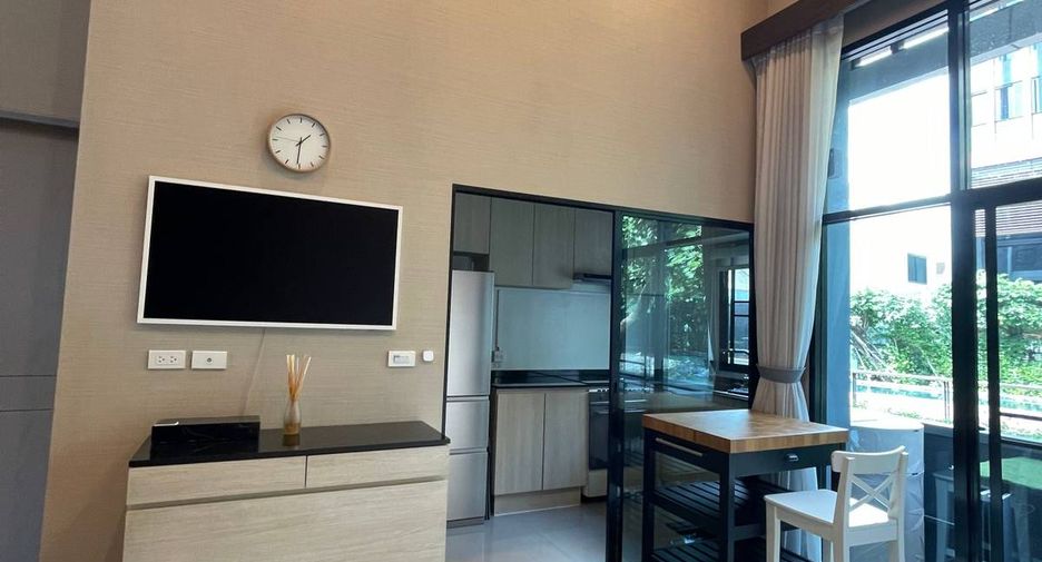 Reihenhaus zum Kauf mit 3 Zimmer in Yan Nawa, Bangkok