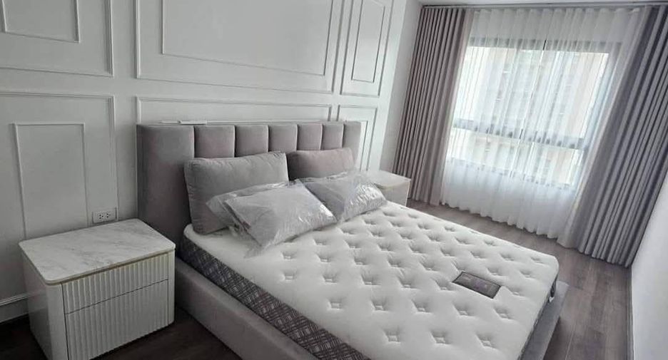 Condo en alquiler y en venta de 1 habitaciones en Huai Khwang, Bangkok