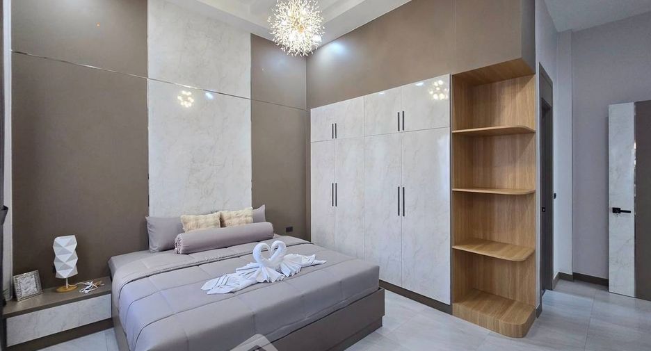For sale 3 bedrooms villa in Bang Lamung, Chonburi
