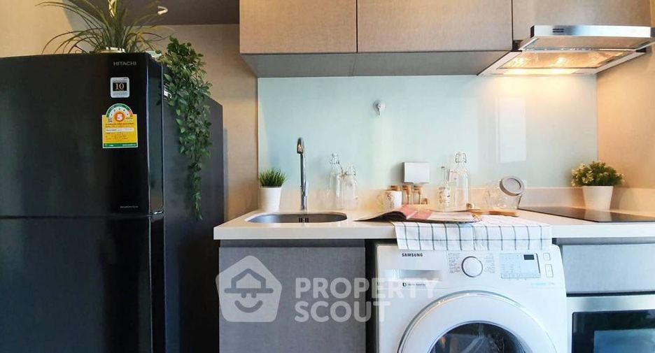 For sale 1 bed condo in Khlong Toei, Bangkok