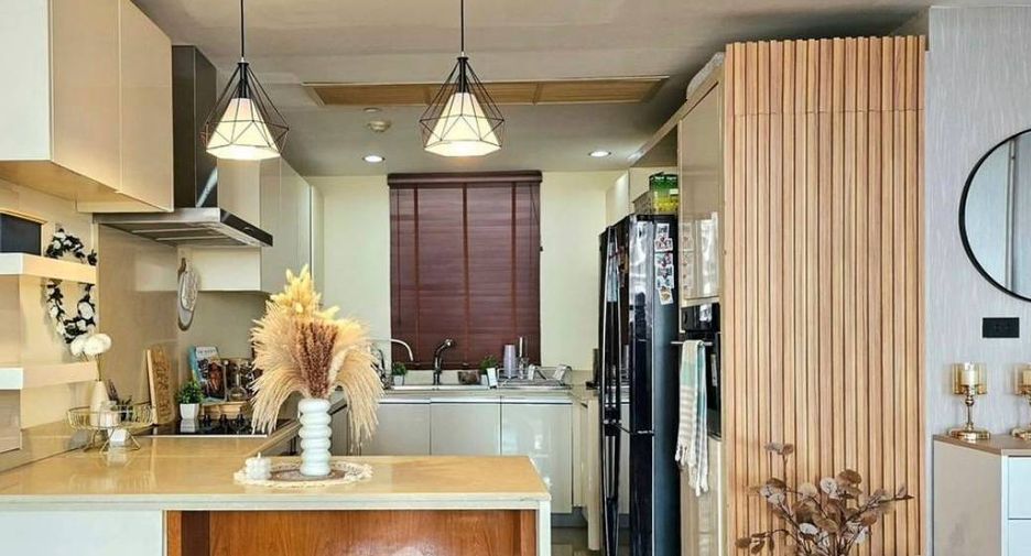 For sale 3 bedrooms condo in Bang Kho Laem, Bangkok