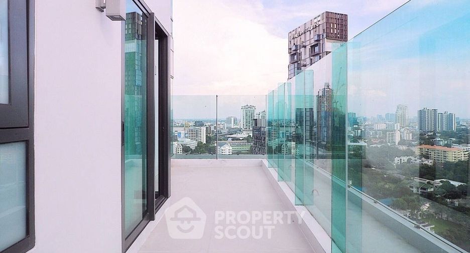 Wohnung zur Miete und zum Kauf mit 2 Zimmer in Khlong Toei, Bangkok