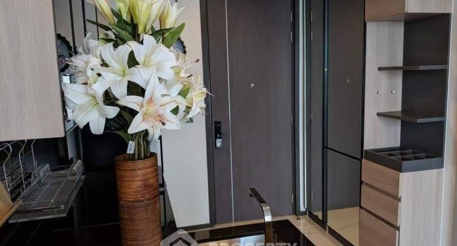 For rent and for sale 1 bed condo in Huai Khwang, Bangkok