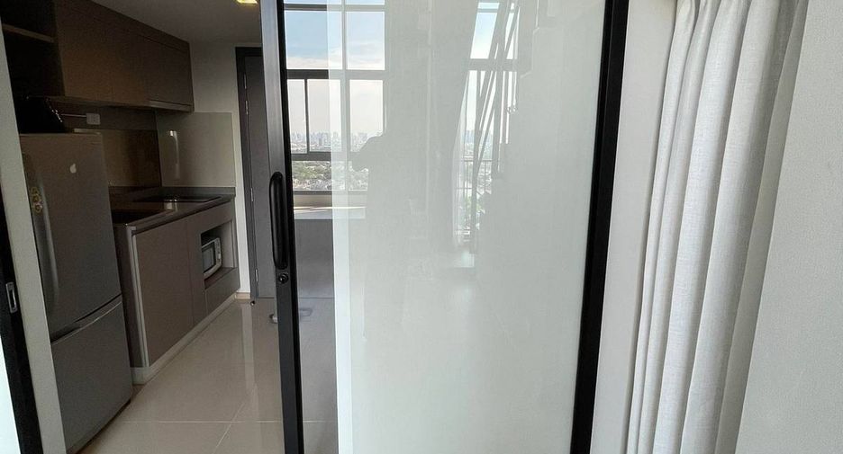 For sale 1 bed condo in Bang Kapi, Bangkok