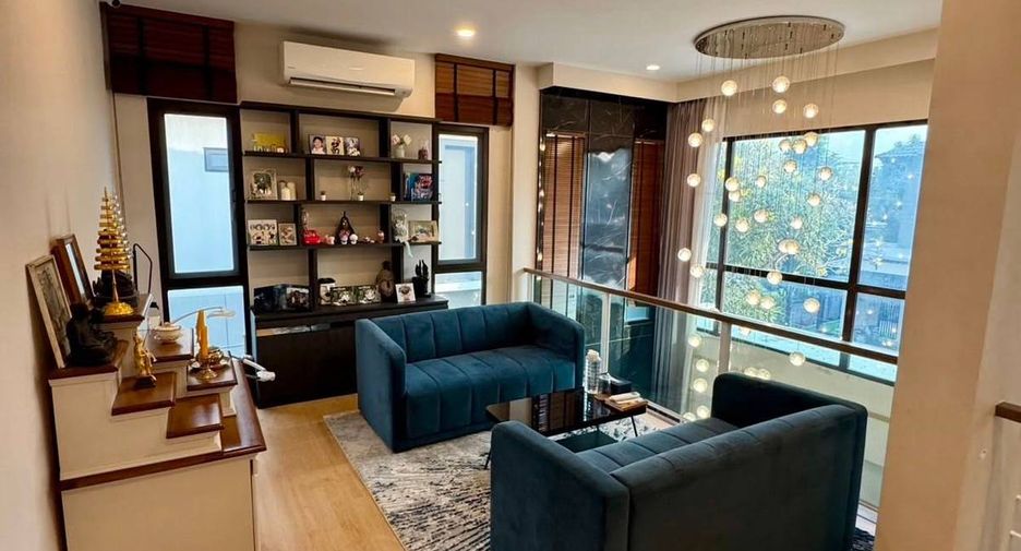 Haus zum Kauf mit 4 Zimmer in Prawet, Bangkok