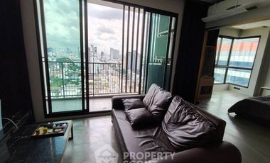 À louer et à vendre 1 chambre condo à Huai Khwang, Bangkok