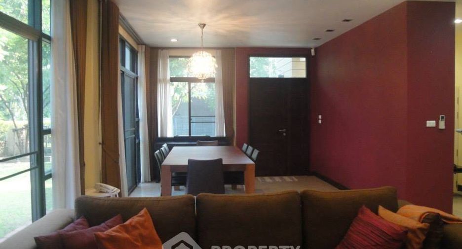Haus zum Kauf mit 3 Zimmer in Phasi Charoen, Bangkok
